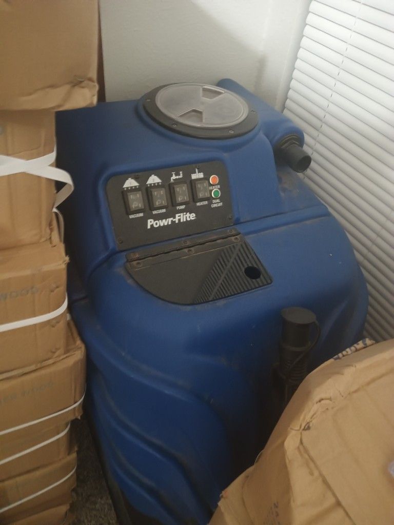 Power Flite Carpet Steamer