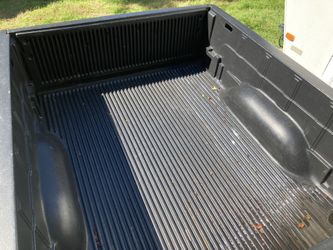 Bed Liner W/ Tailgate Cover
