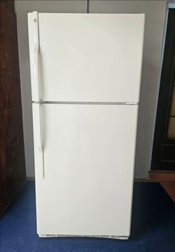 💥🔆❄️GE❄️🔆💥 Bisque Fridge in Perfect Condition