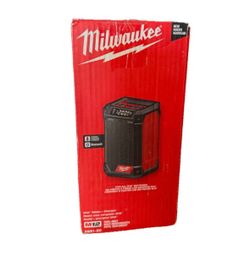 Milwaukee new radio Bluetooth M12