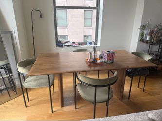 Dining chairs (4)