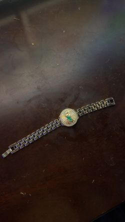 Gold bracelet