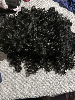 Short curly natural black Wig