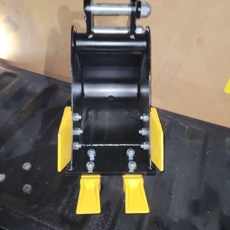 Mini Excavator 20cm Toothed Bucket