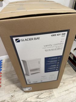 New Glacier Bay Spa 18.5 in. W x 16.25 in. D x 33.75 in. H Single Sink Bath Vanity in White with White Cultured Marble Top