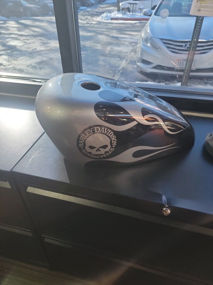 Simons Kustoms Gas Tank Cover For Iron 883