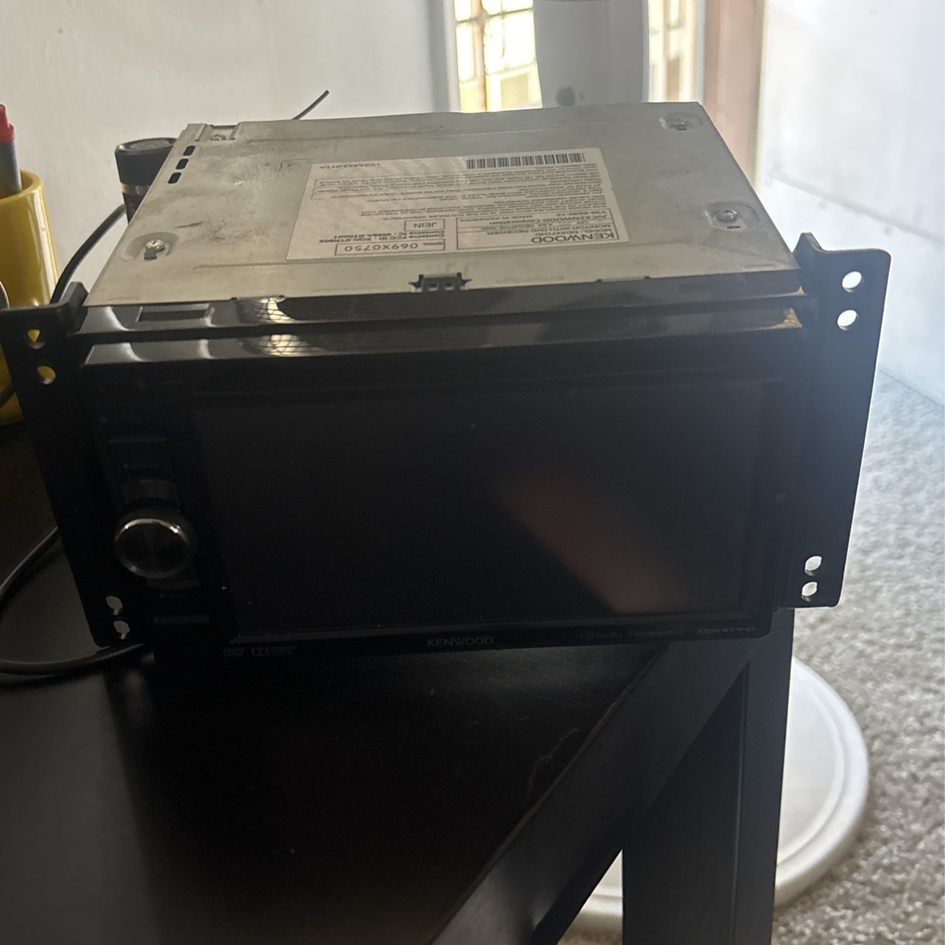 Kenwood DDX471HD Monitor With DVD Receiver