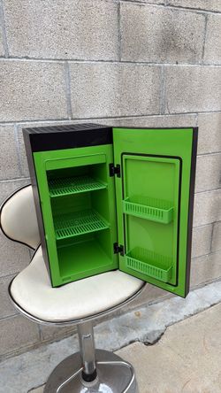 🎮 The Xbox Series X Replica Mini Fridge