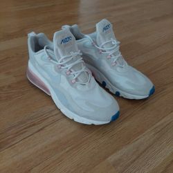 Nike React