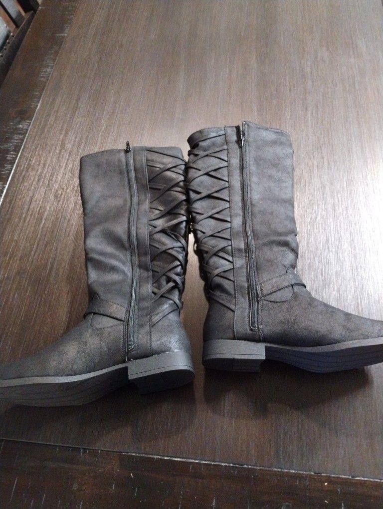 Women's Black Suede Boots