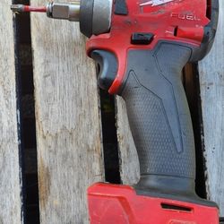 M18 Milwaukee fuel impact wrench 1/2 drive