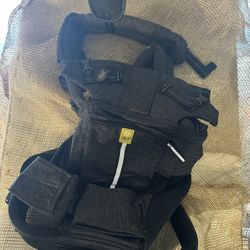 Líllé Baby Carrier 