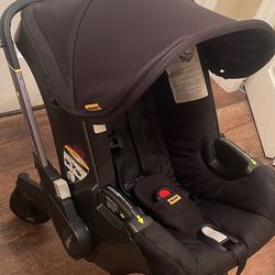 DOONA CARSEAT/STROLLER