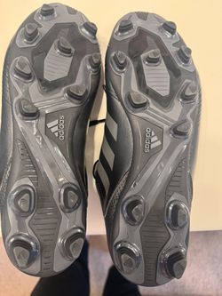 Men’s Adidas Cleats Size 9 NEW
