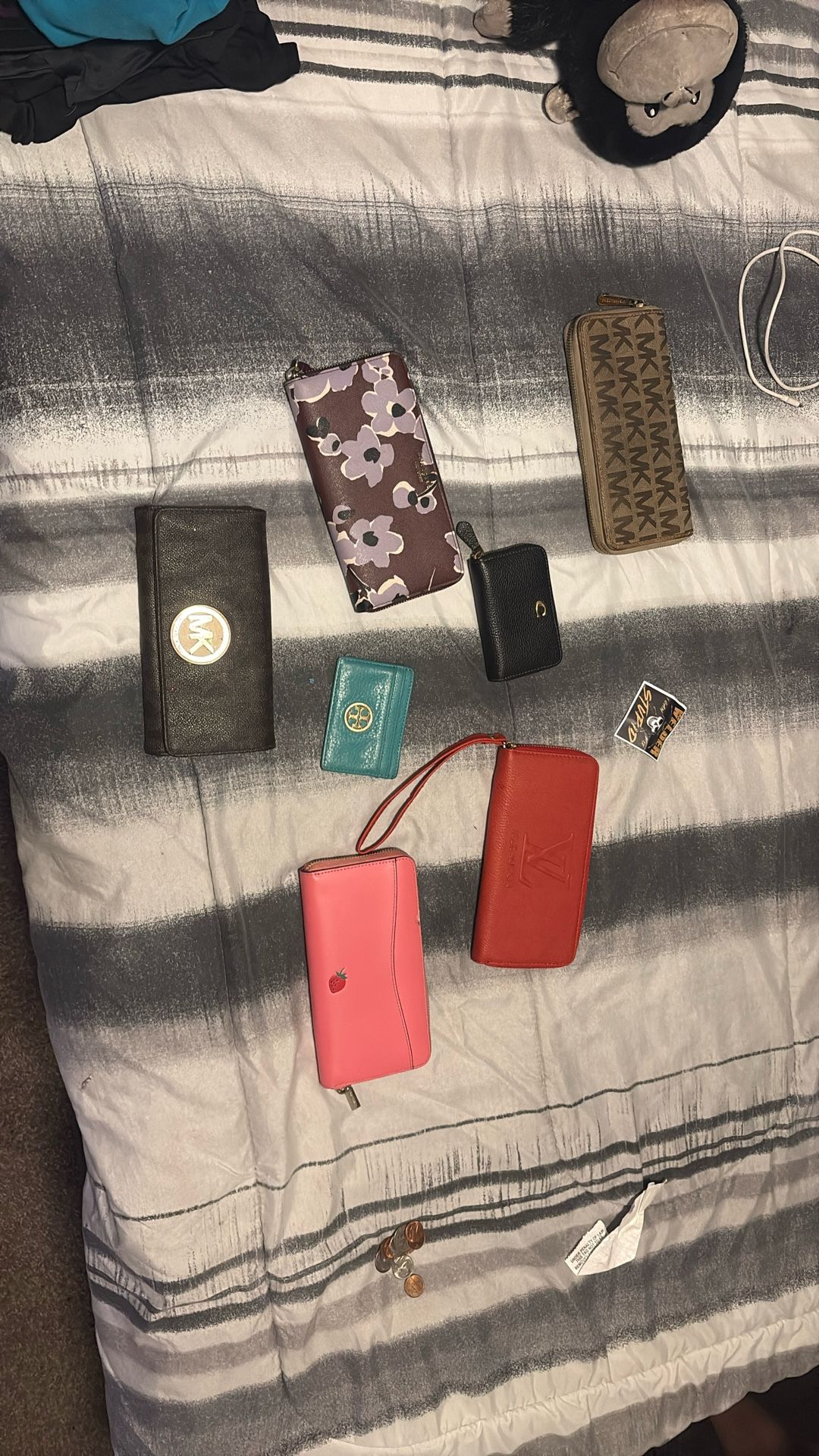 Hand purses