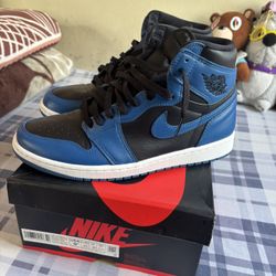 Air Jordan 1 Retro Dark Marina Blue 
