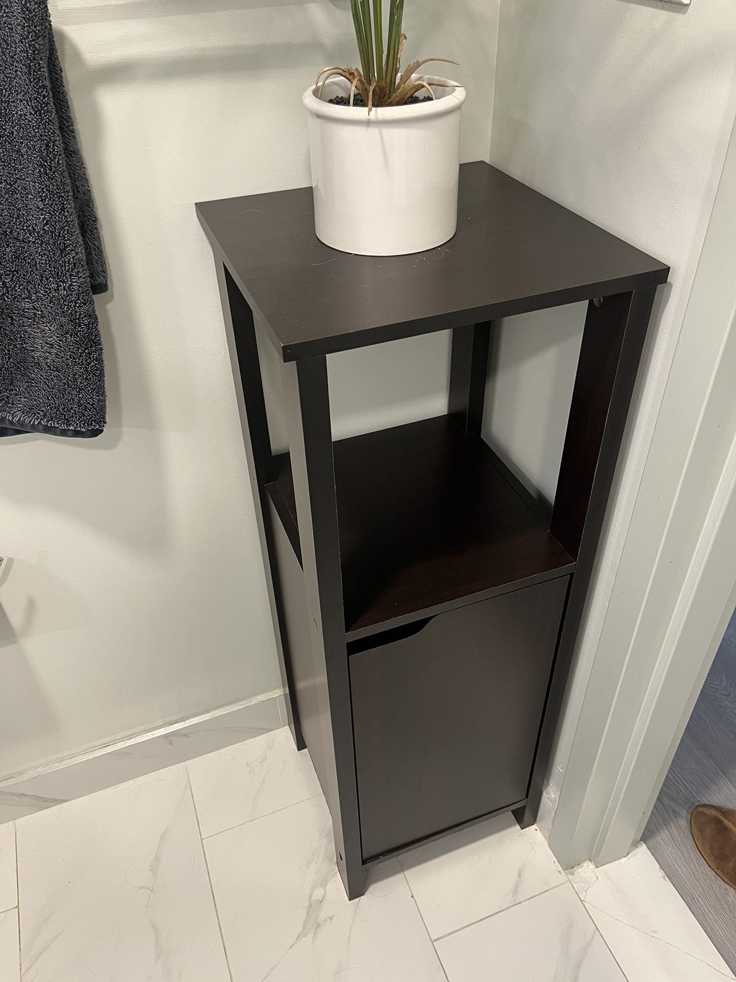 Cabinet Freestanding
