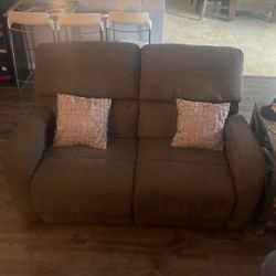 Recliner Couches 