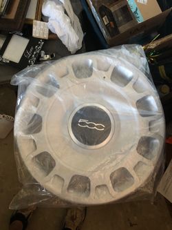 Fiat 500 hub cap