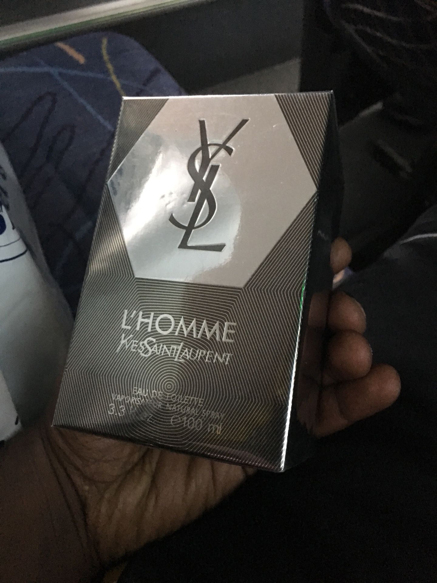 Ysl cologne Smells amazing