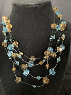 Costume jewelry necklace