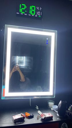 LED Vanity Mirror with Touch Controls