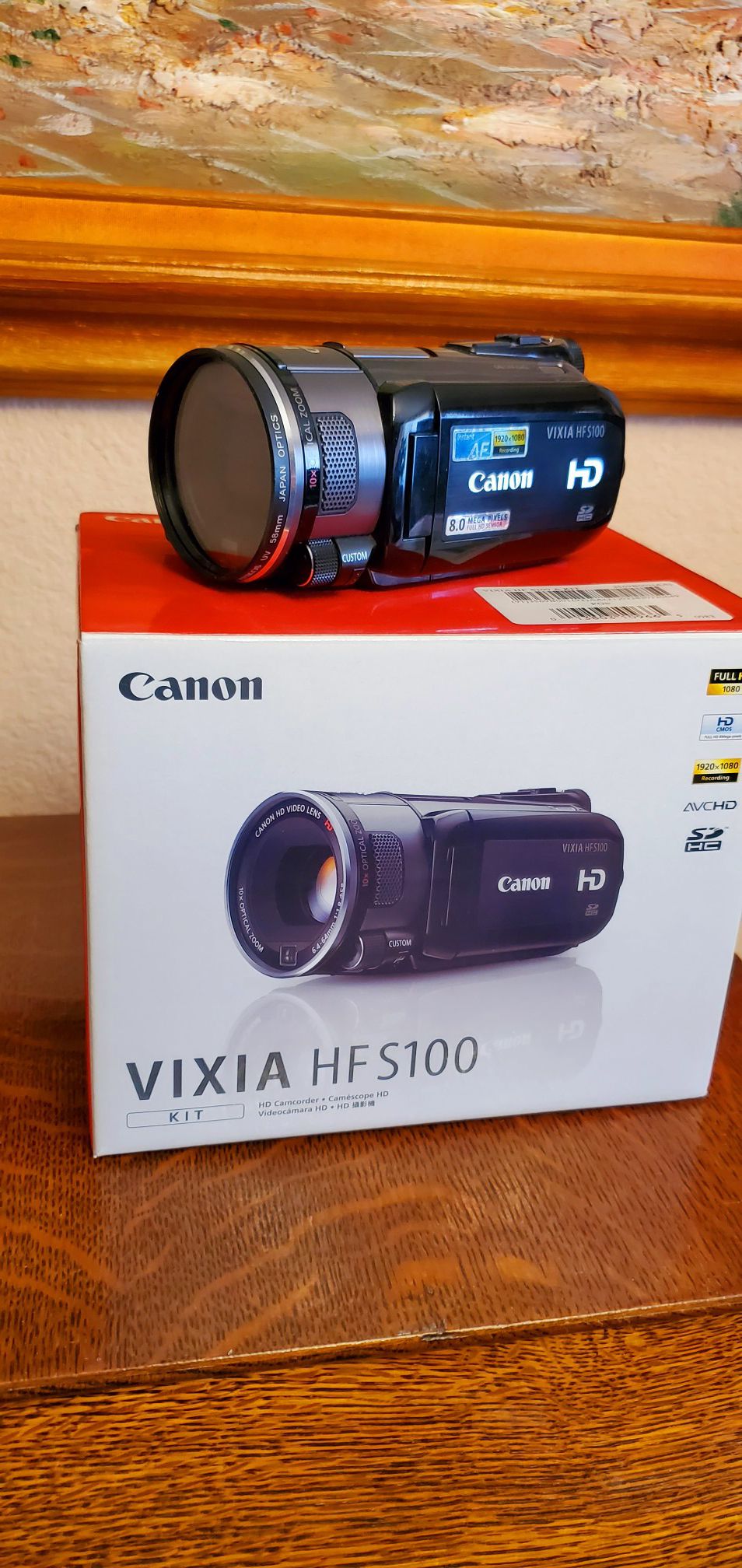 Canon Vixia HFS100 Camcorder