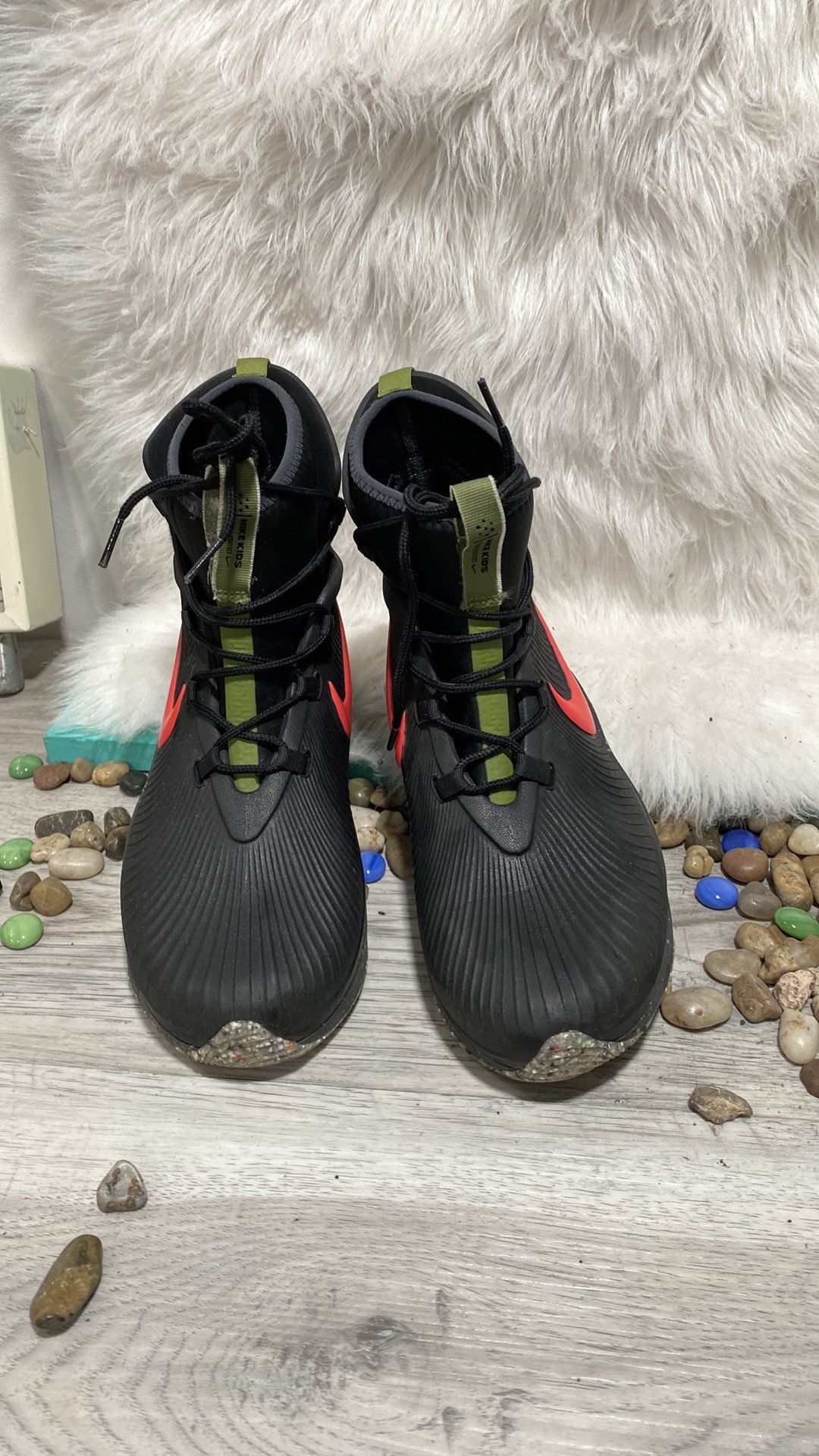 Youth Rain Boots Nike Kid's Binzie (Unisex) BQ5380 001 Sz 5 youth