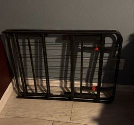 Full bed frame