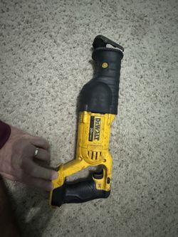 DeWalt DCS380 20V Max Cordless Reciprocating Sawzall Saw for Parts or Repair