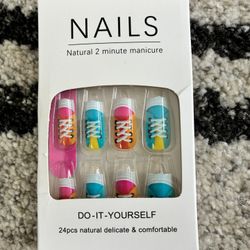 Women’s Fake Nails