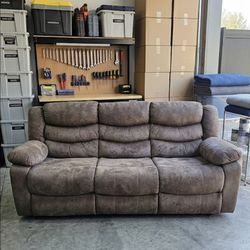 Reclining Sofa