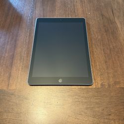iPad 32gb WiFi 6th Gen