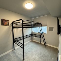 Metal Bunk/lofted Bed