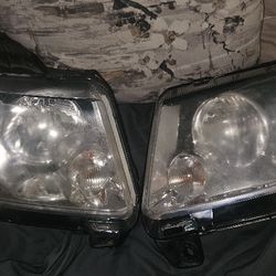 2011 - 2013 Jeep Grand Cherokee Halogen Headlights