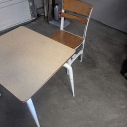 Student Desk And Chair 