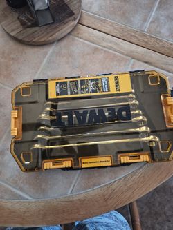 8 piece dewalt metric wrench set