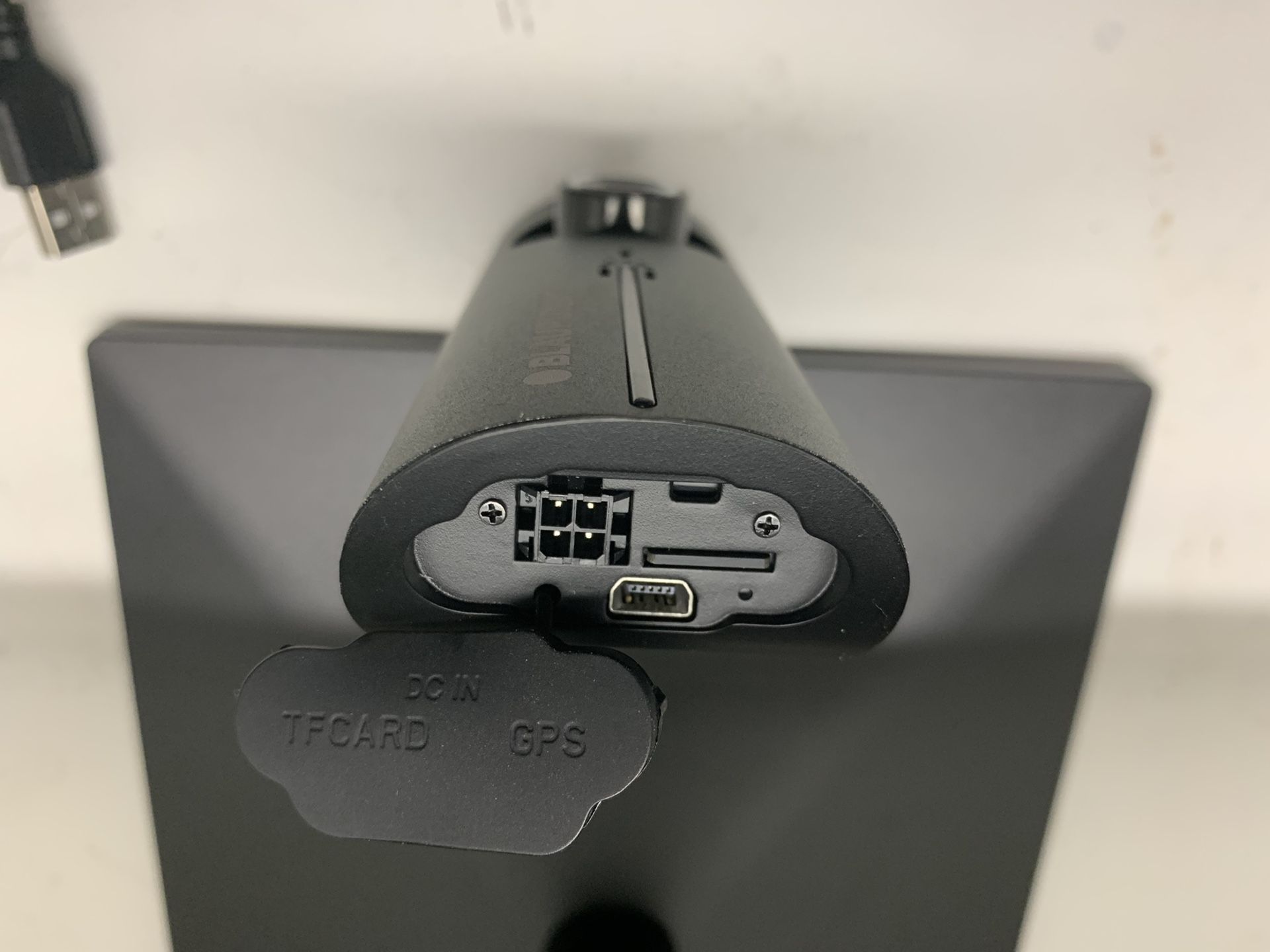 Blaunkpunkt dual dash cameras