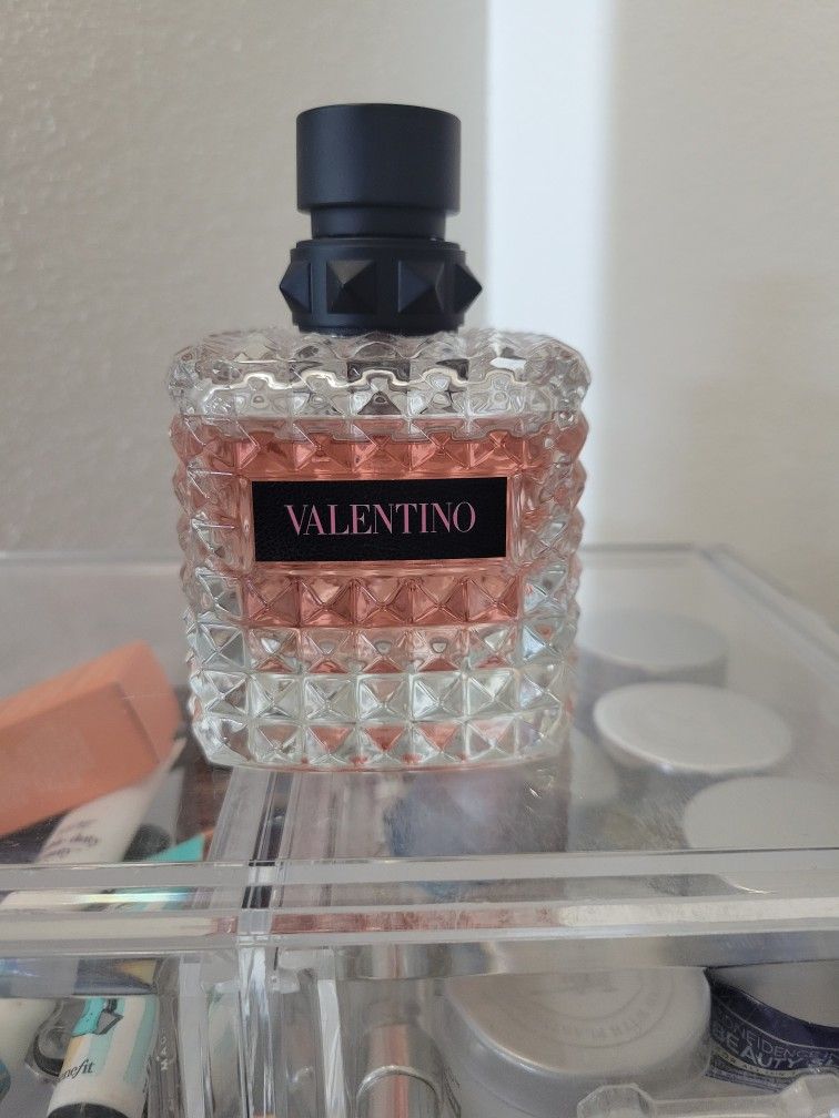 Valentino Perfume