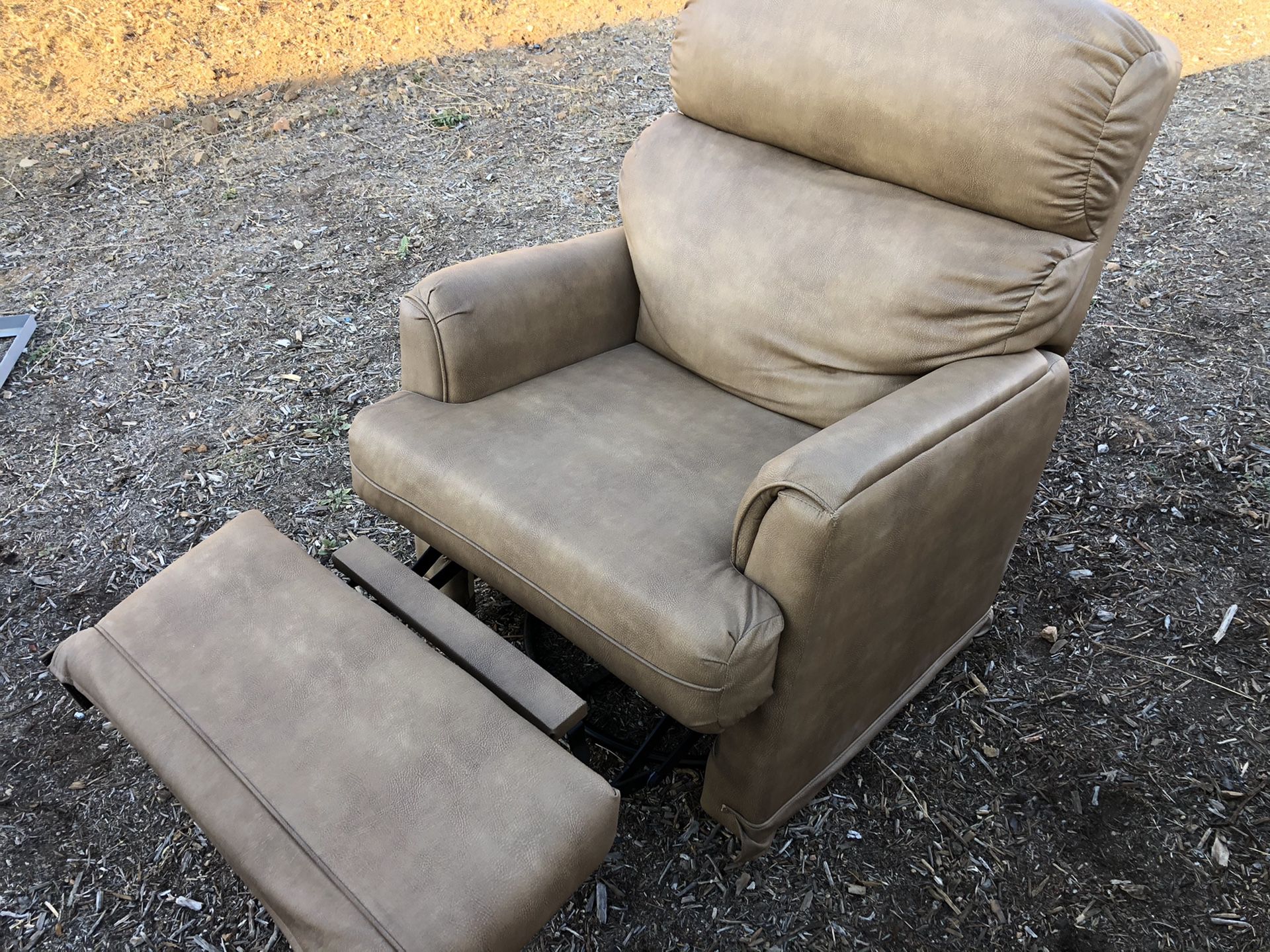 Swivel recliner soft chair free