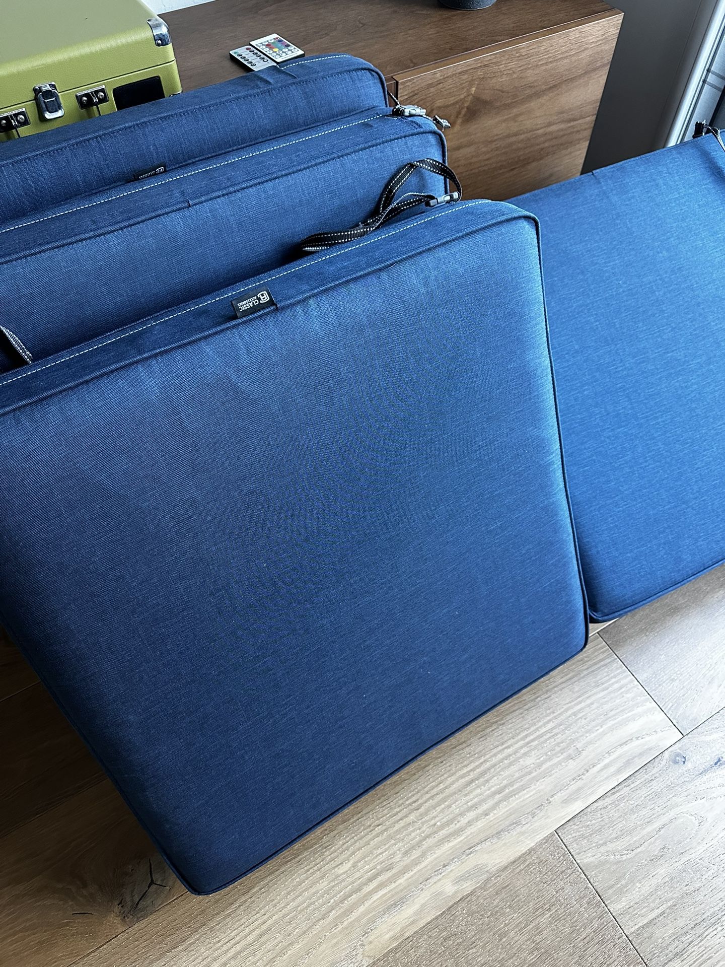 Patio furniture seat cushions 25 x 25 x 5 for sale in san diego ca