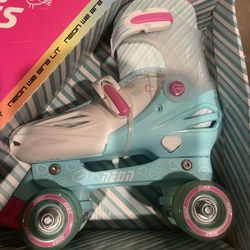 Roller skates 