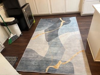 🌈Nice Clean Used Rug 😇