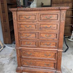 Solid Wood, Heavy Tall Boy Dresser. Vintage. Pick Up in Jupiter.
