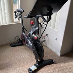 Peloton Bike
