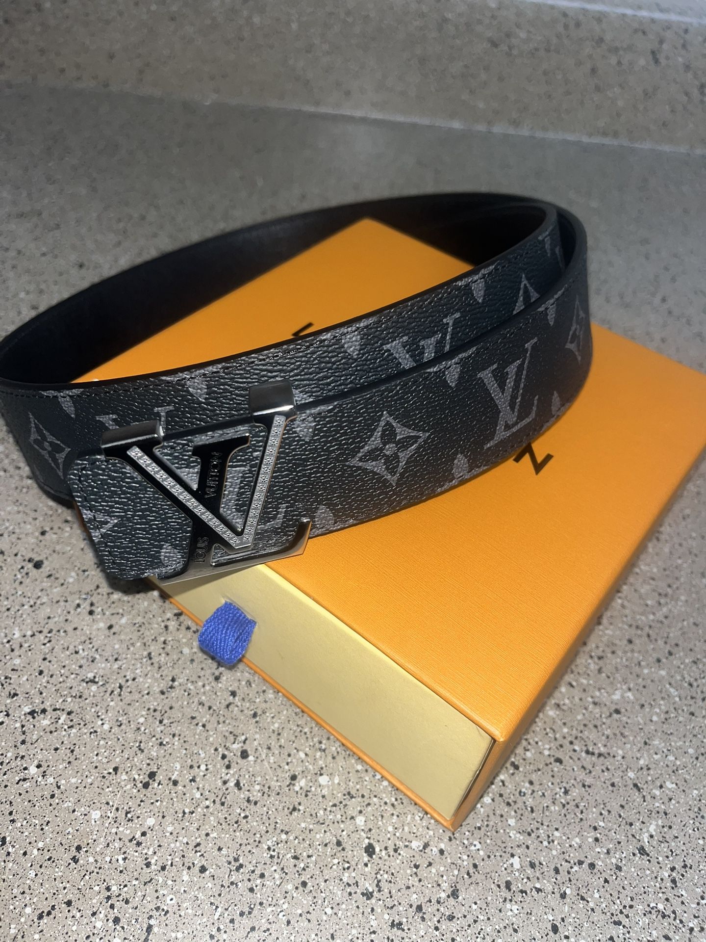 Authentic Louis Vuitton belt, LV Belt