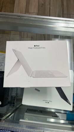iPad Magic Keyboard Folio