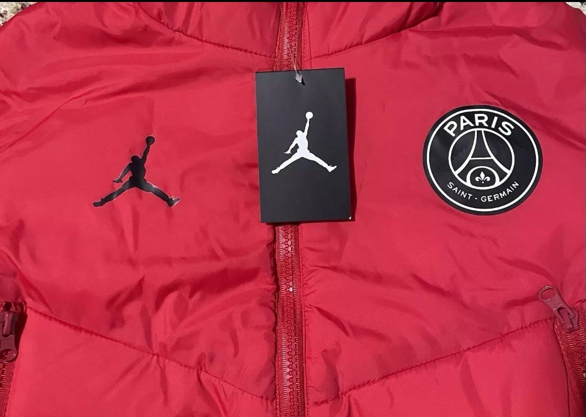 Nike PSG x Air JORDAN RED WINTER JACKET Coat PARIS SAINT GERMAIN