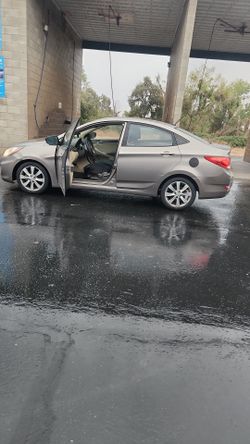 2013 Hyundai Accent