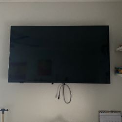 TV Amazon Insignia 50”